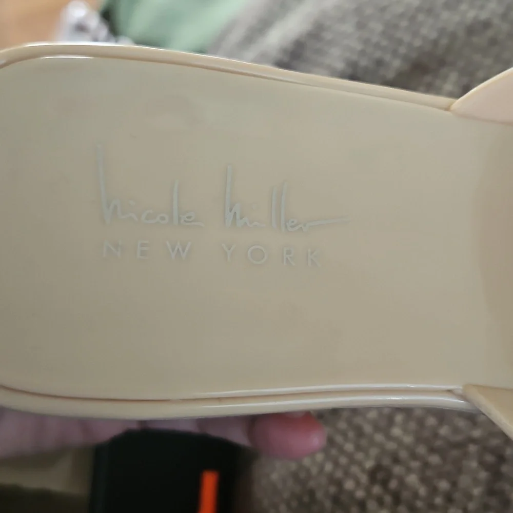 Nicole Miller Nude Jelly Heel Sandal Size 8 - Picture 6 of 6